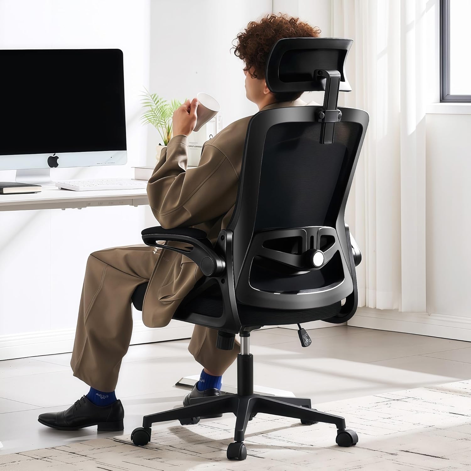 Ergonomic Mesh Office Chair with Adjustable Lumbar Support and Headrest, Black